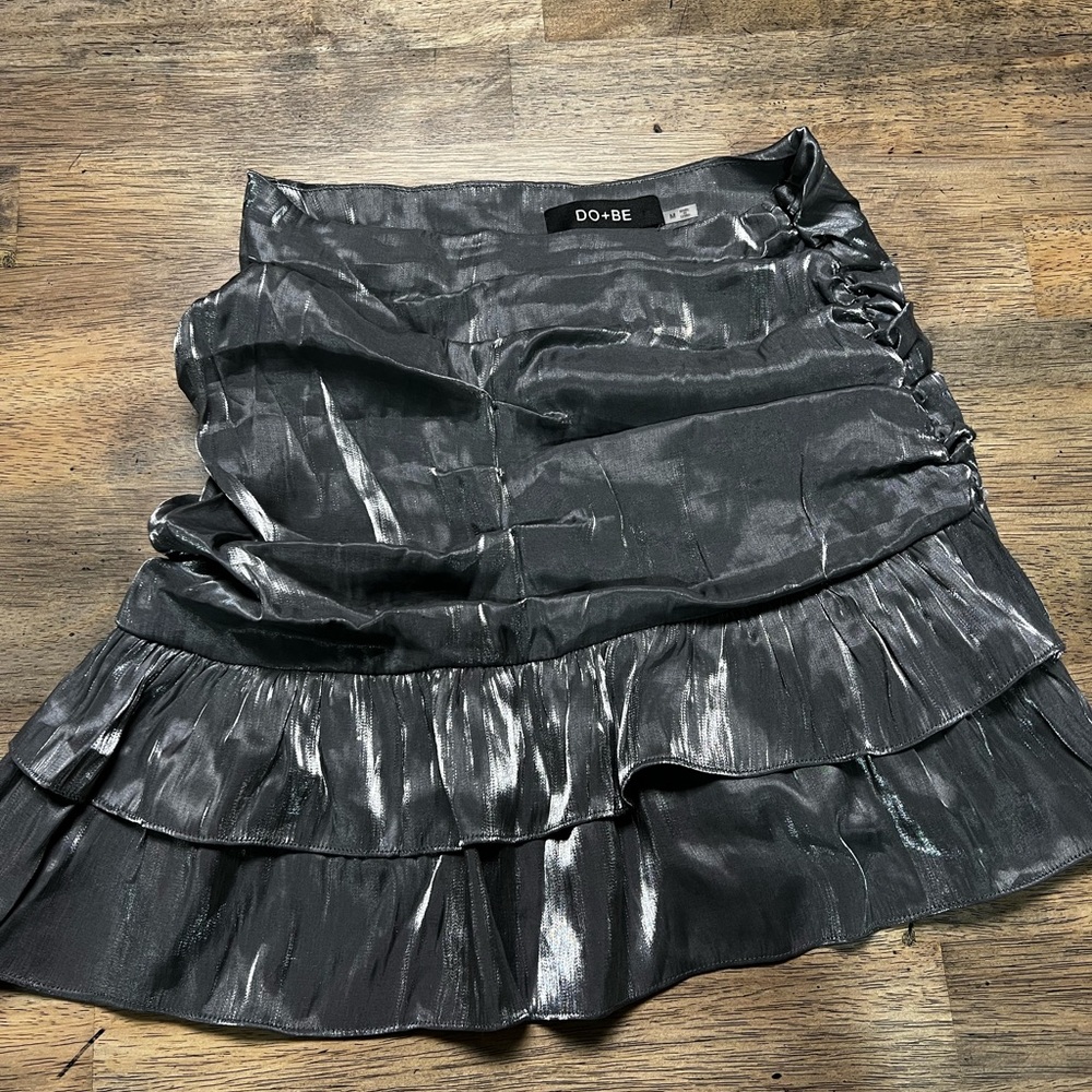 Women’s Ruffled Skirt
